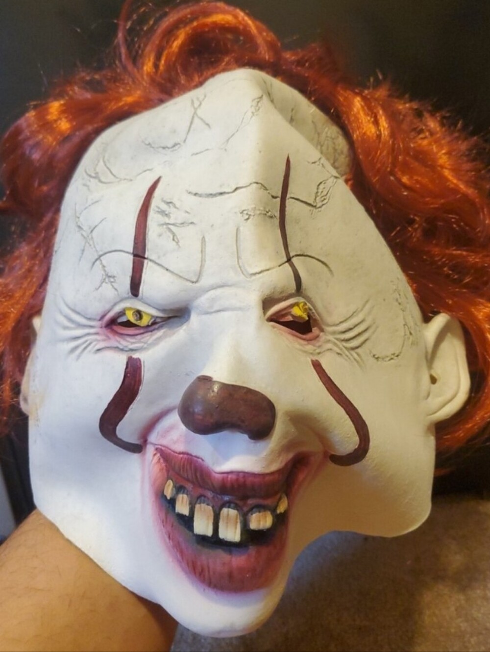 IT CLOWN Light-Up Mask Home Horror Face